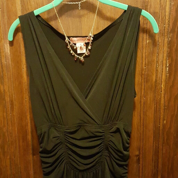 Bandolino stretch runched on the side dress - Picture 2 of 4